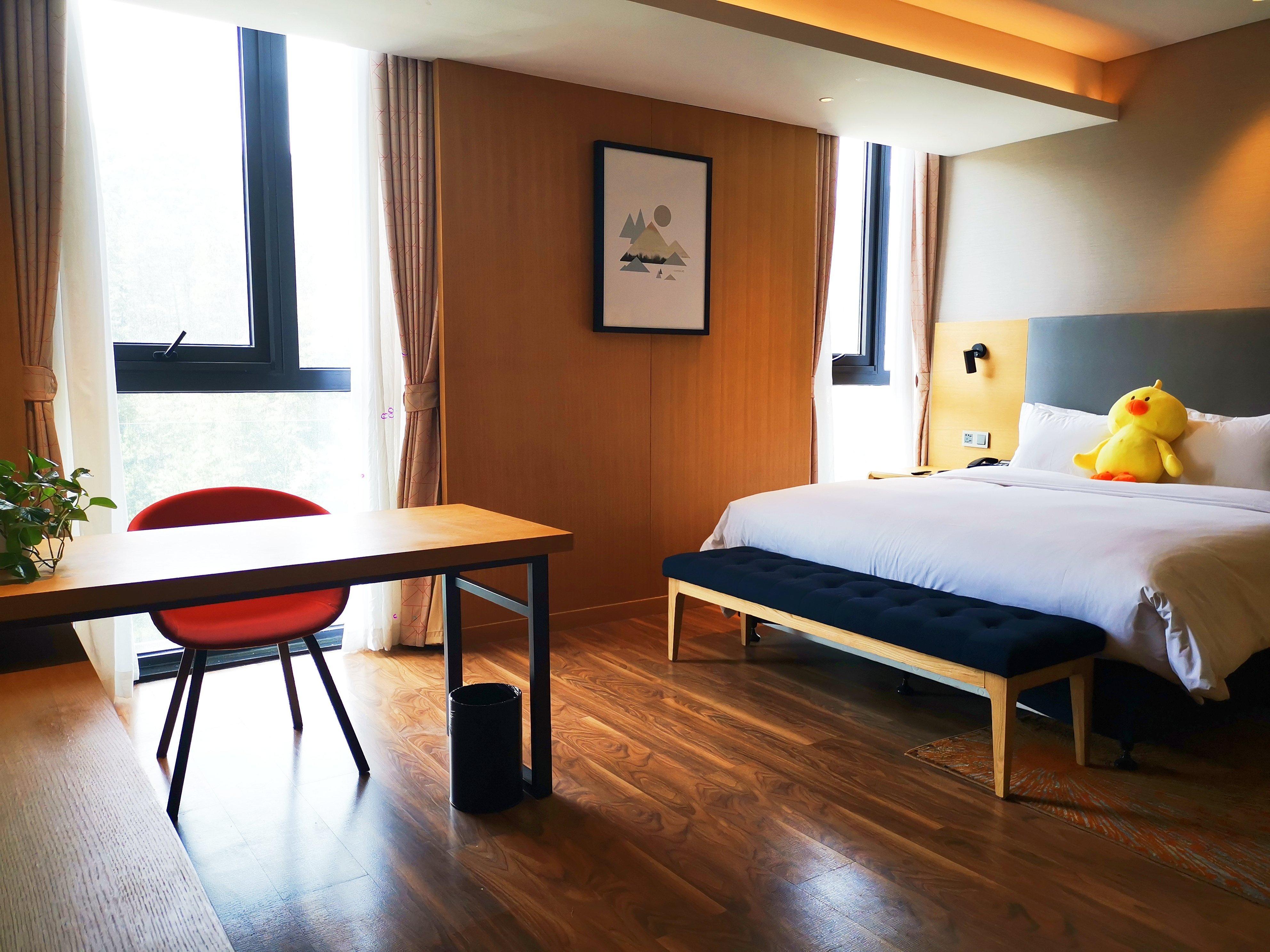 Holiday Inn Express Luanchuan By Ihg Exterior photo