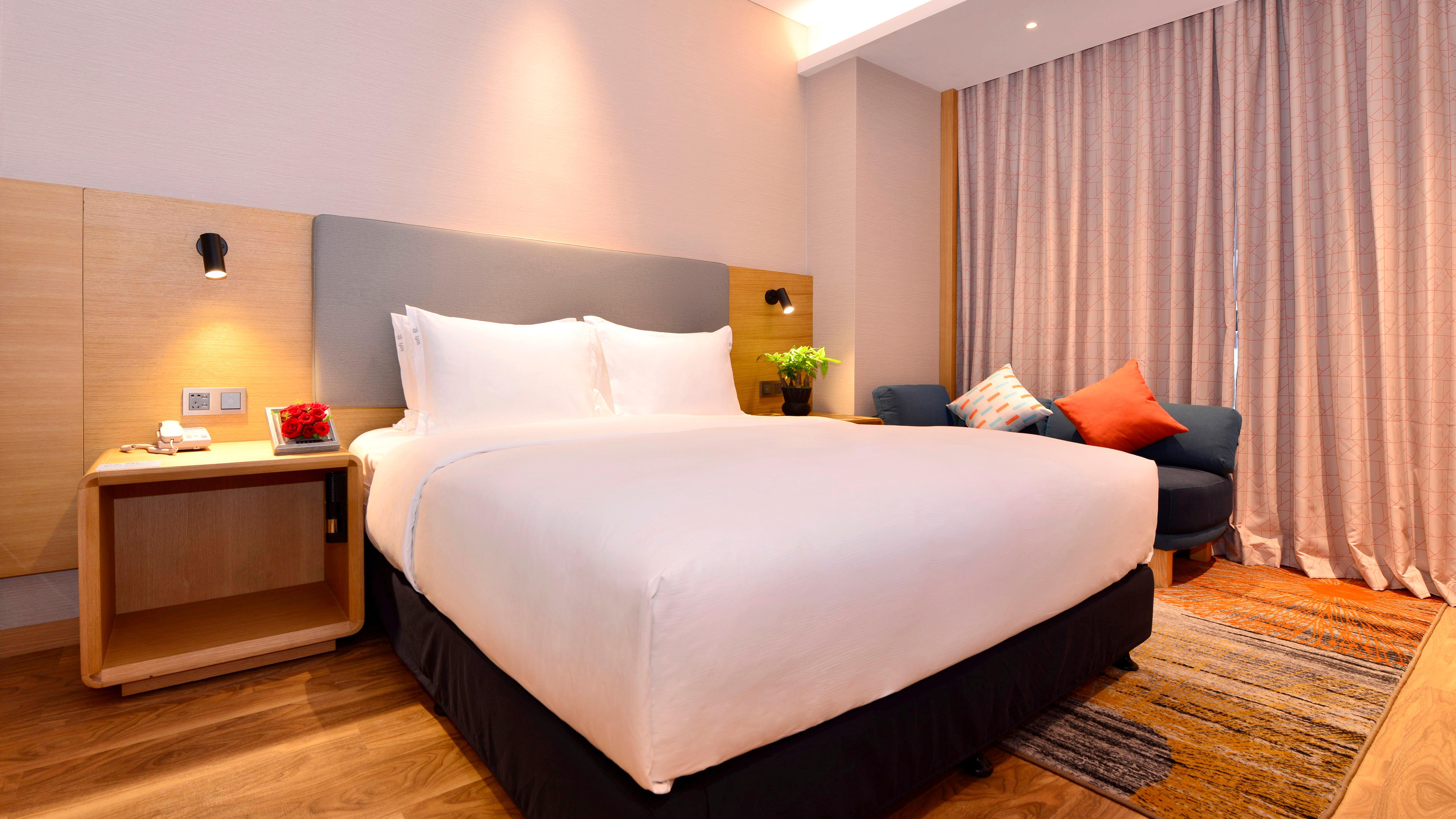 Holiday Inn Express Luanchuan By Ihg Exterior photo